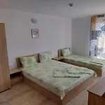 West ساني بيتش