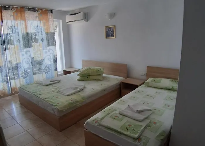 West 3* Σάνι Μπιτς