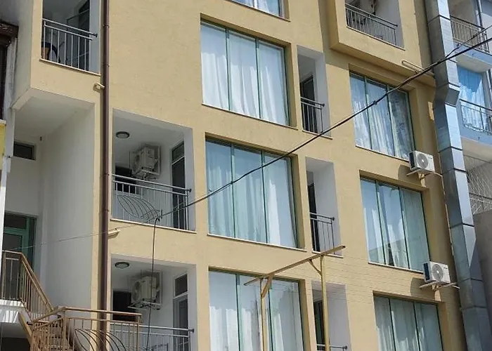 West Πανσιόν Σάνι Μπιτς