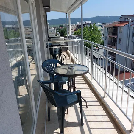 Affittacamere West 3*