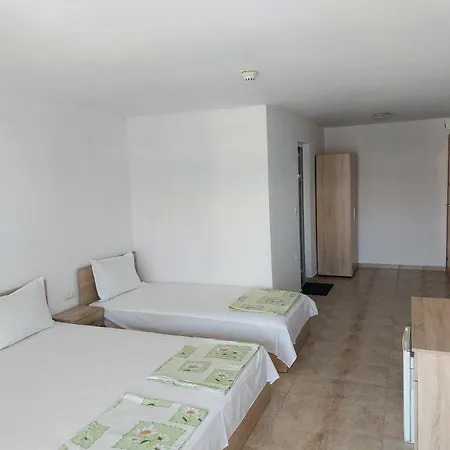 West Pensión Sunny Beach