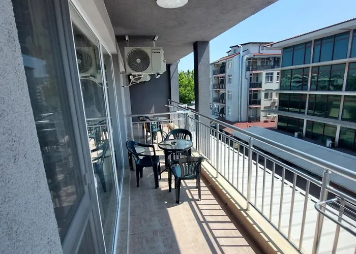 West 3* Slăntjev Brjag